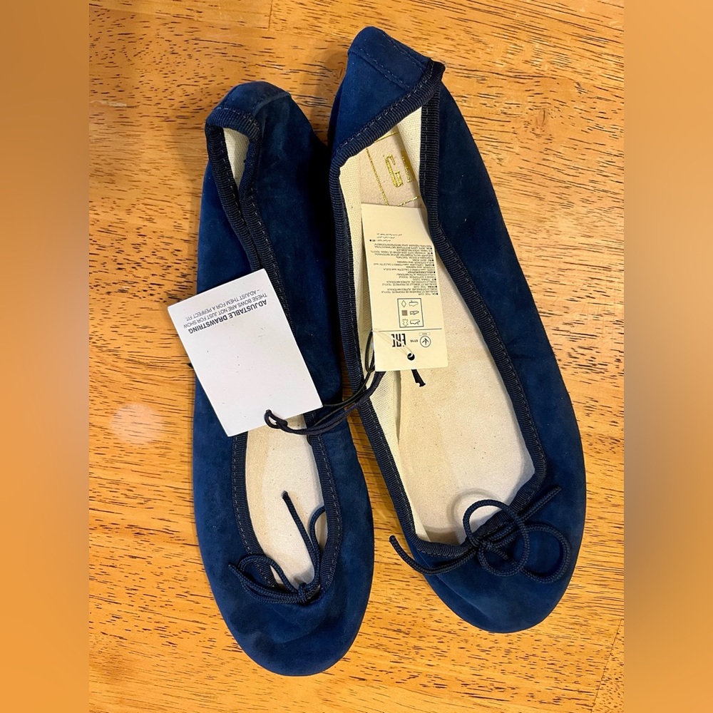 Gap cinch Pangea blue velvet ballet flats with bow, size 8 NWT